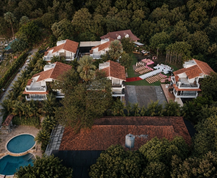 Scenic view of Woodstock Acres Villa Resort with lush greenery